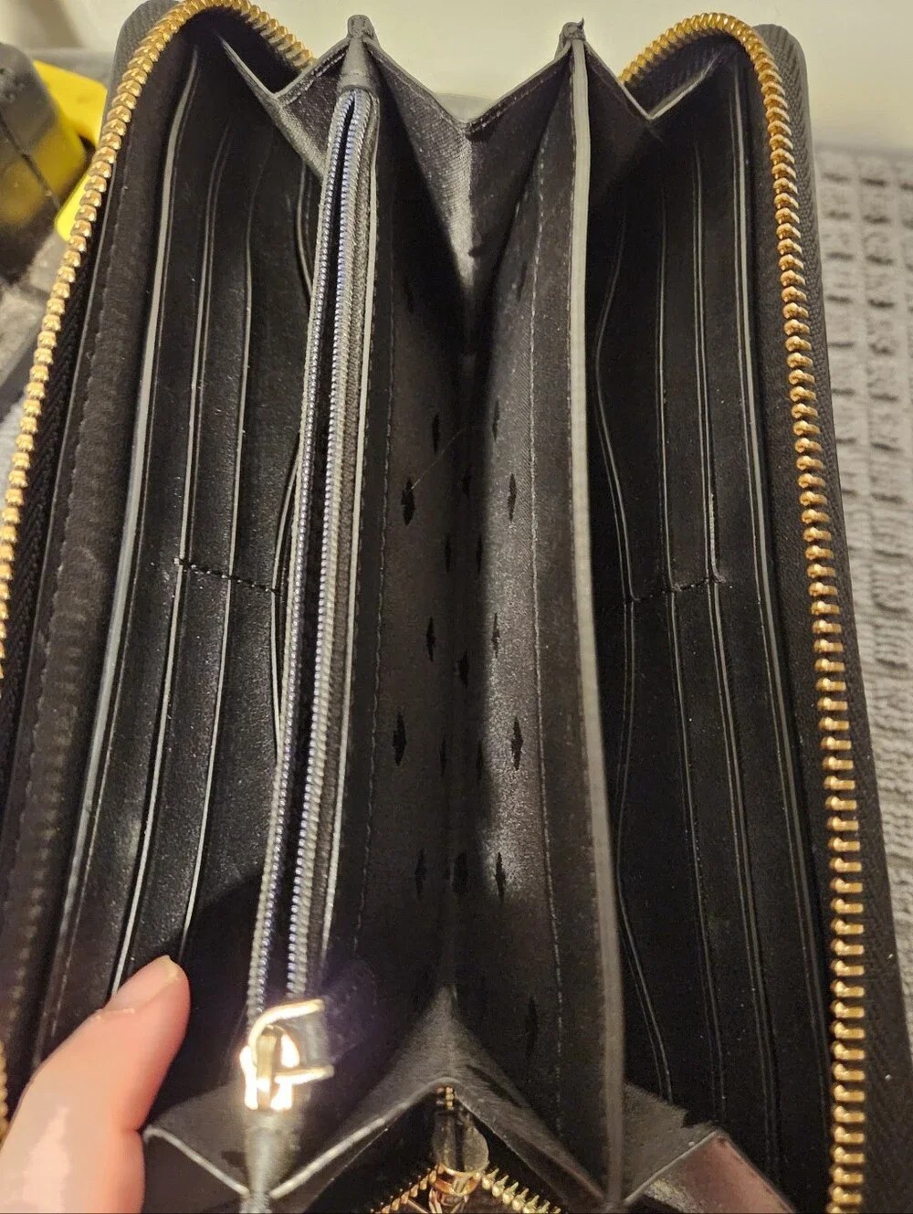 Kate Spade Leila Large Continental Wallet Black Pebbled Leather
